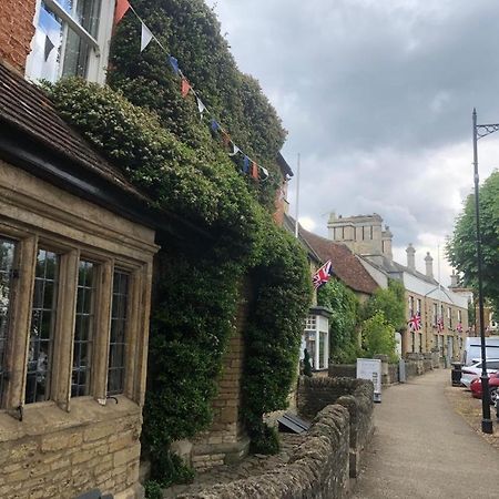 Dease Manor Higham Ferrers Exterior photo